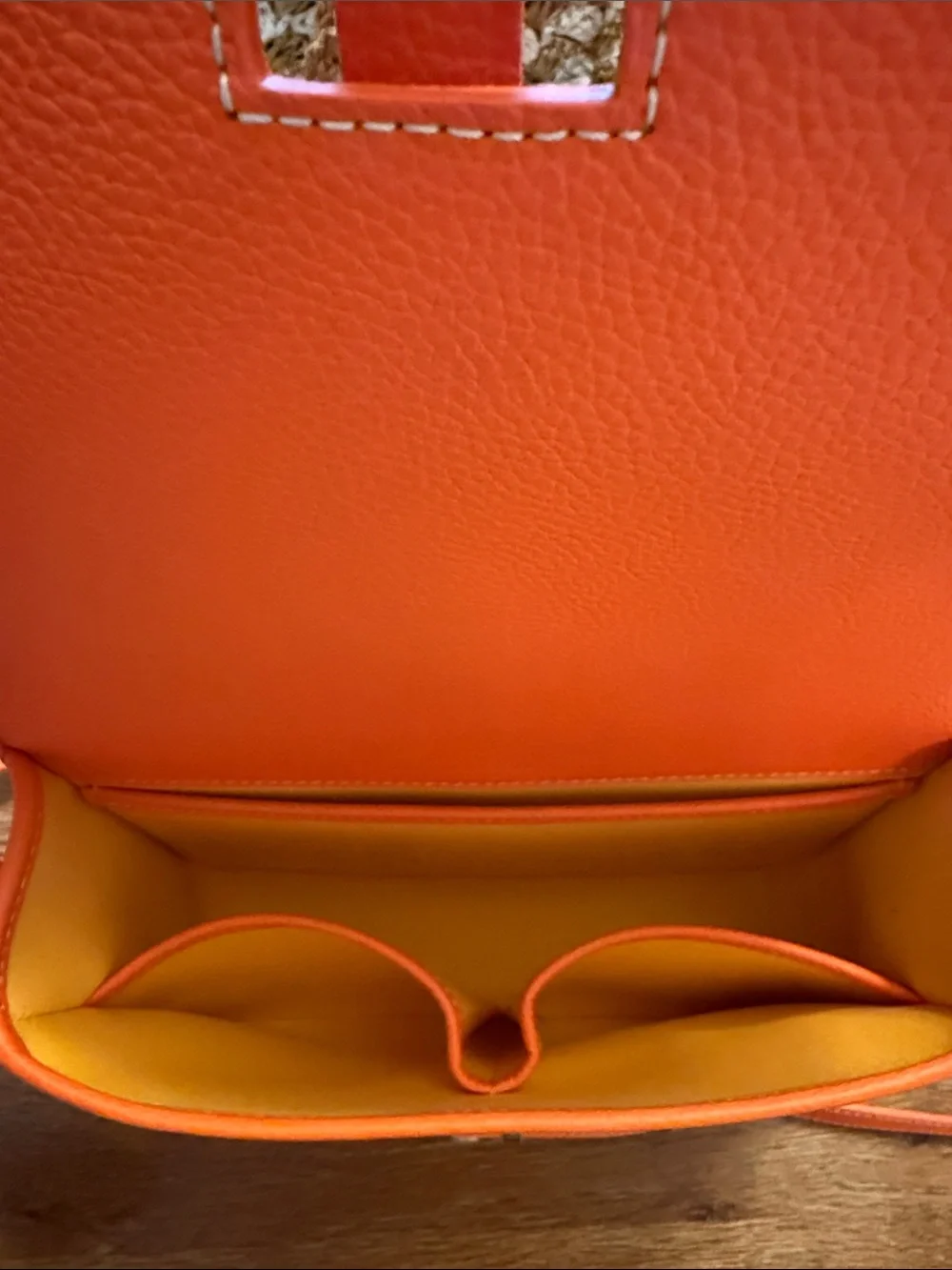 Goyard Orange Signature Chevron Crossbody - Picture 4 of 5